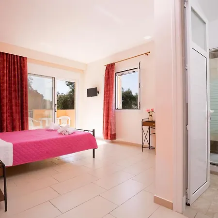 Lägenhet Odysseus By Hotelius Agios Gordios (Corfu)